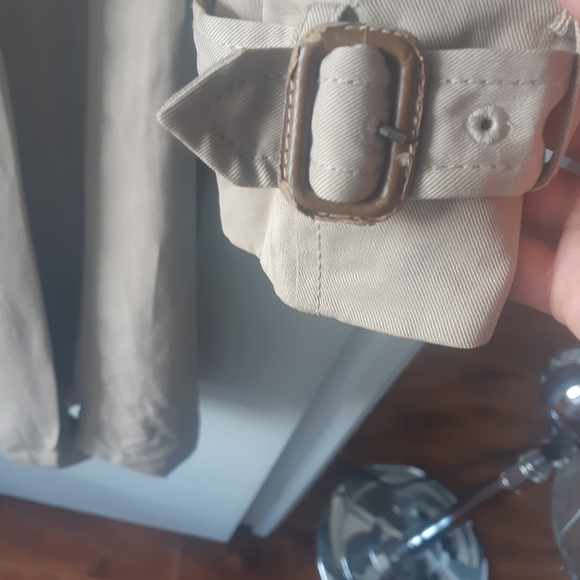 Club Monaco Trench Coat - Picture 7 of 9